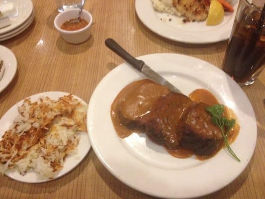 Meat loaf and hash browns