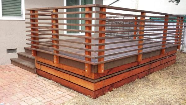 CUSTOM REDWOOD DECK  HORIZONTAL MODERN STYLE