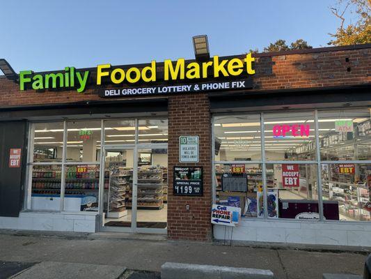 Family Food Market