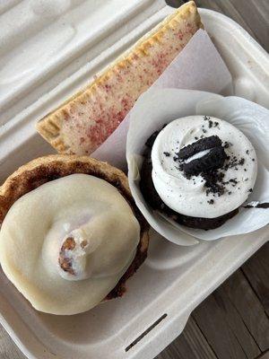 Cinnamon roll + cookies & cream cupcake + strawberry pop tart, all GF!!