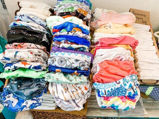 Reusable cloth diaper options