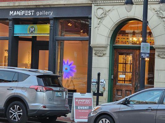 Manifest Gallery