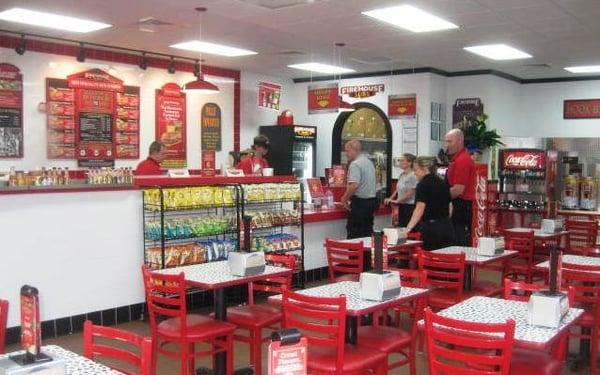 Firehouse Subs - Foley, AL: Dining Room