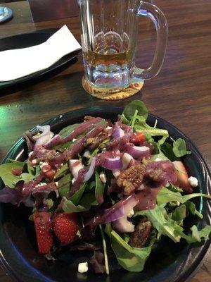 Spring strawberry salad