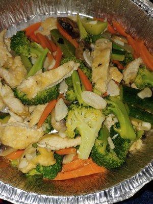 Steamed veggies with chicken