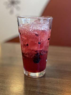 Blackberry, mint lemonade  ($6.50) 5/2023