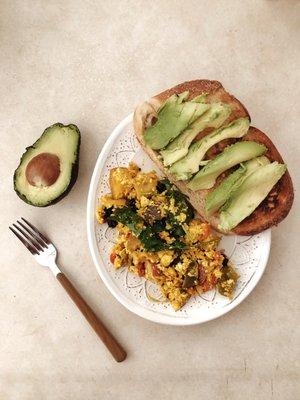 turmeric tofu scramble :)