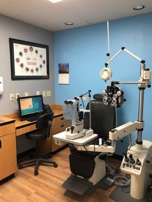 121 Eye Care - Dr. Weidong Li