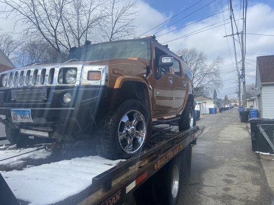 Hummer truck