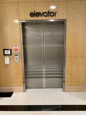 Bloomingdales elevator third floor mall of millenia