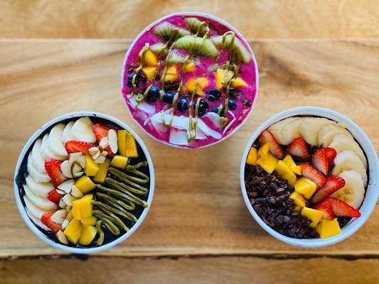 Açaí Bowl, Black Bowl, Pink Pitaya Bowl