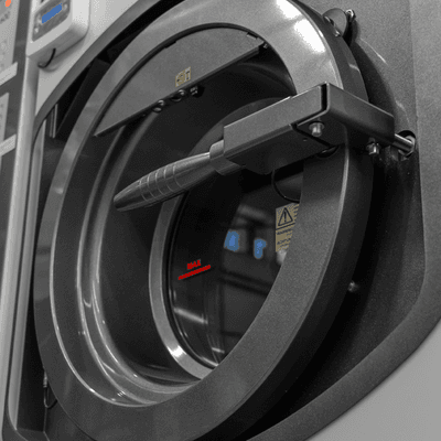 Our state-of-the-art dry cleaning and wet cleaning equipment provides fresh and clean clothes, every time!