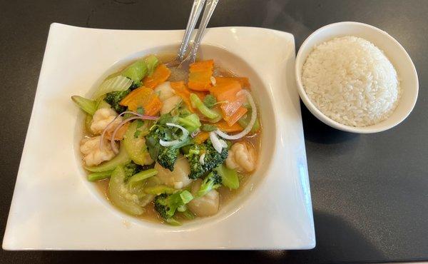 Shrimp & Scallop Sauté which comes with white rice!