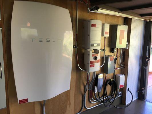 Tesla Powerwall energy storage with SolarEdge 10kW PV Solar