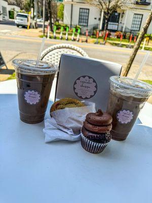 Gluten Free Cupcake, cookie and Iced Mochas