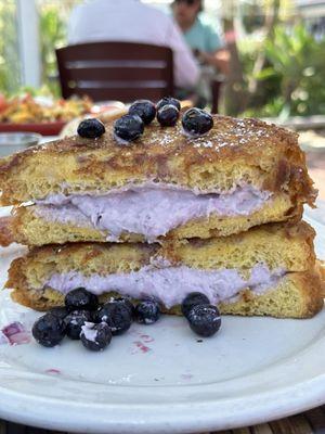 French Toast Royal (Instagram: foodwithbros)