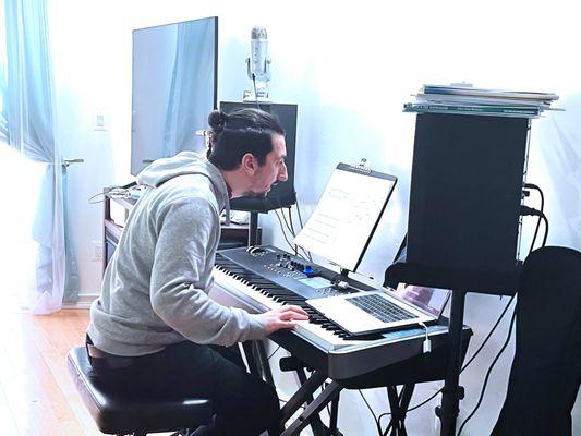 Piano Lessons with Francesco Mannino