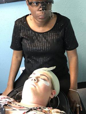 Janet (owner) doing lash refill