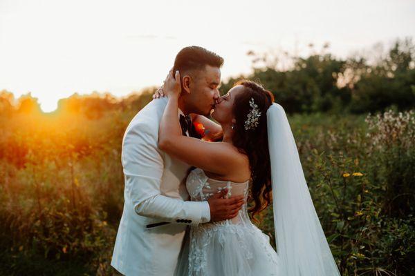 Sunset portraits are a must in the meadow!