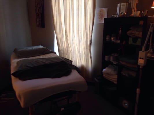 Acupuncture room