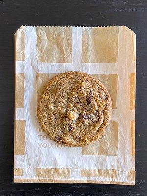 Salted Almond Chocolate Chunk