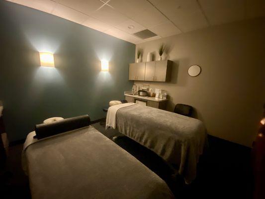 Couples massage room