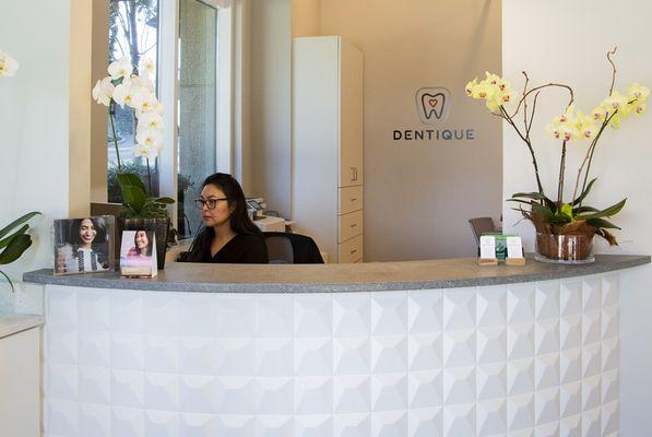 Dentique Dental Practice Atlanta Front Desk