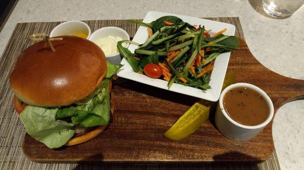 Burger side salad.