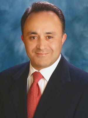 Dr. Ramin Sorkhi is a board certified surgeon specializing in minimally invasive laparoscopic abdominal surgery.