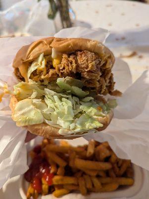 Zinger burger (fried chicken)