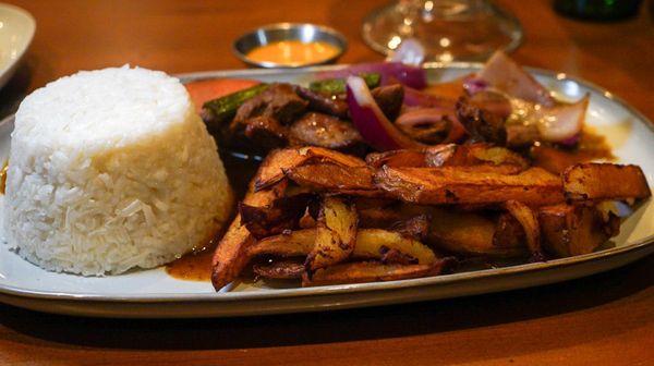 Lomo Saltado