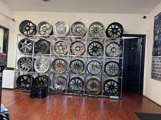 Nice collection of wheels