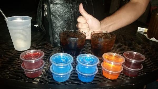 $1 jello shots with couple of drinks!