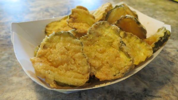 Fried pickle slices