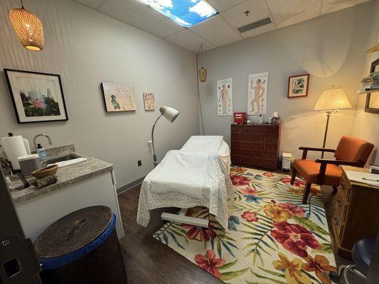 Treatment room.