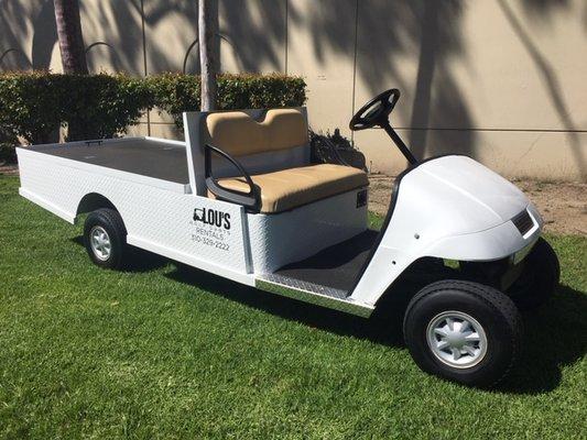 One of our electric flatbed rentals with 6' loading bed