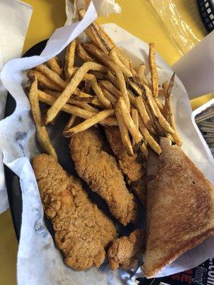 Chicken tenders w/ shoestring fries