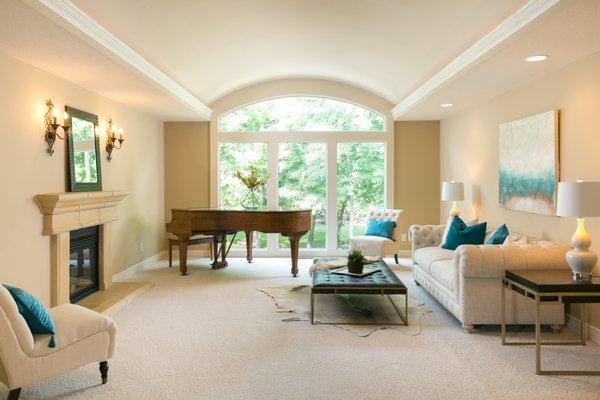 #luxurystaging #homestaging Bautiful Home in OP.  Staged & sold within a few days of staging. #ILOVEMYJOB