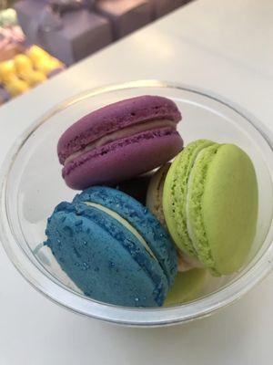 Macaron cup