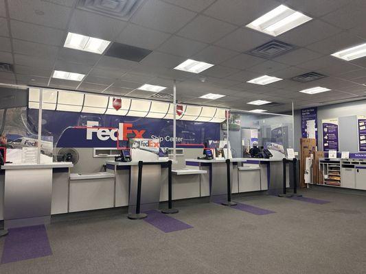 FedEx Ship Center