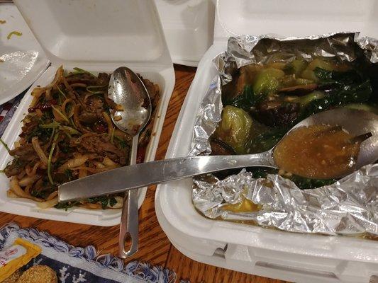 Black musrooms & bok choy on the right, HOT cumin lamb on the left.