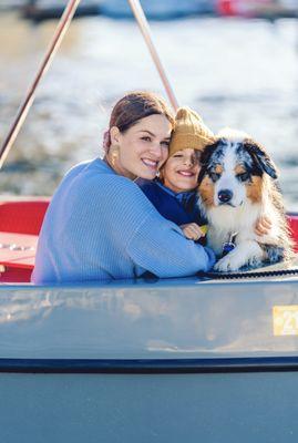 We welcome bringing your favorite furry friend aboard our rentals!