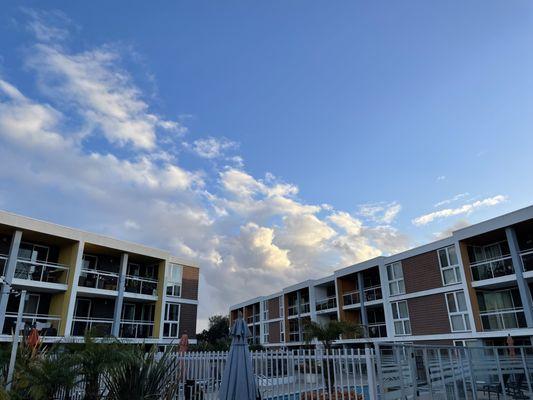 Breakwater at Marina del Rey Apartments