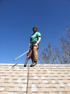 Gutter cleaning in Denver