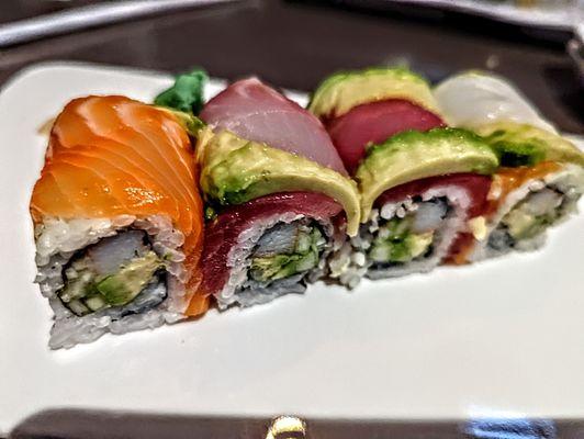 J114 Rainbow Roll