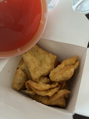 Cream cheese wontons