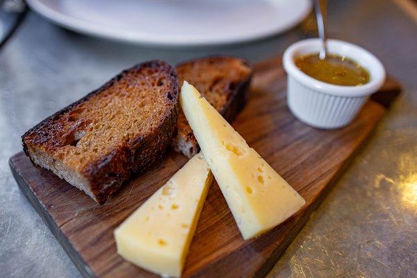 Thomasville Tomme w/ griddled bread and spicy honey mustard (Part of daily dinner menu $64/per)