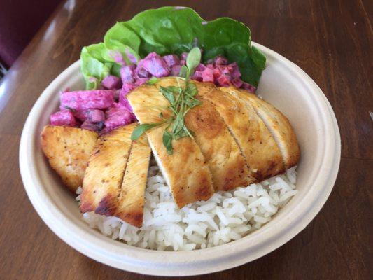 Chicken cutlet and beet salad