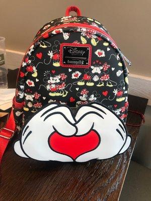 My first Disney backpack , going back to my childhood whims!!!