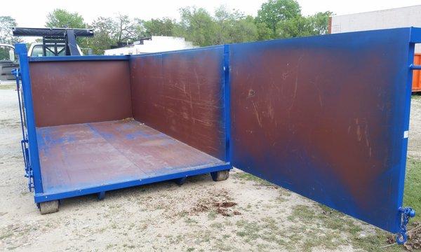 All of our Roll-Off Dumpsters have 8ft swinging doors for walk-in easy access. Call to reserve yours https://heartlandrecyclingservices.com/